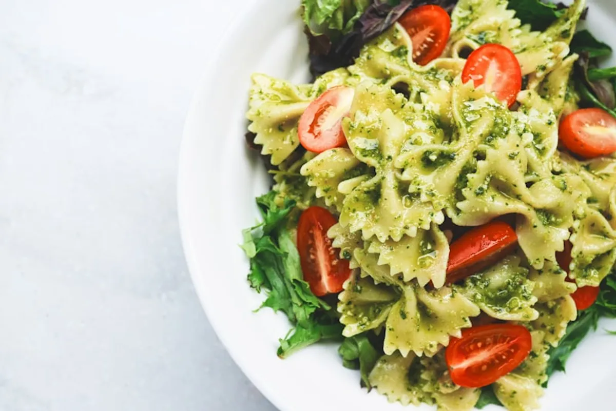 Authentic Pasta Aglio e Olio (Garlic & Oil Pasta)